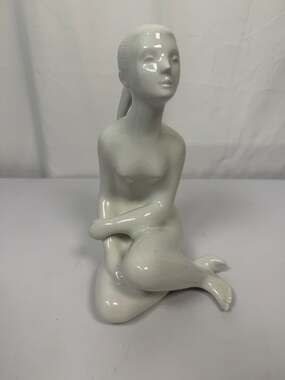 Vintage Royal Dux Czechoslovakia White Porcelain Sitting Woman Figurine